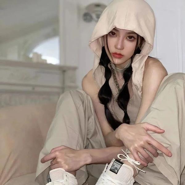 处于精神崩溃边缘的侦探